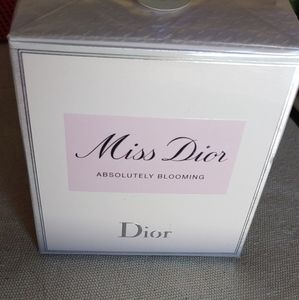 Absolutely Blooming - Dior